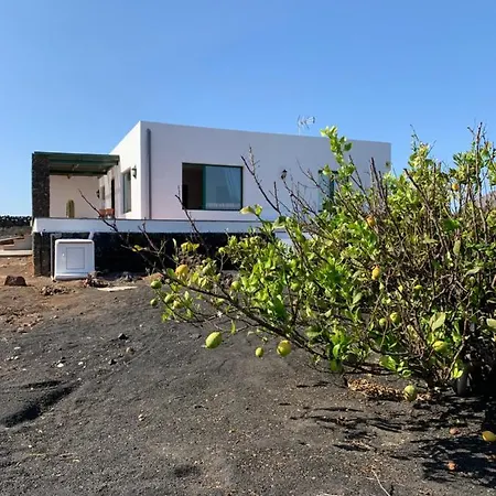 Casa Adelina Holiday home San Bartolome (Las Palmas)